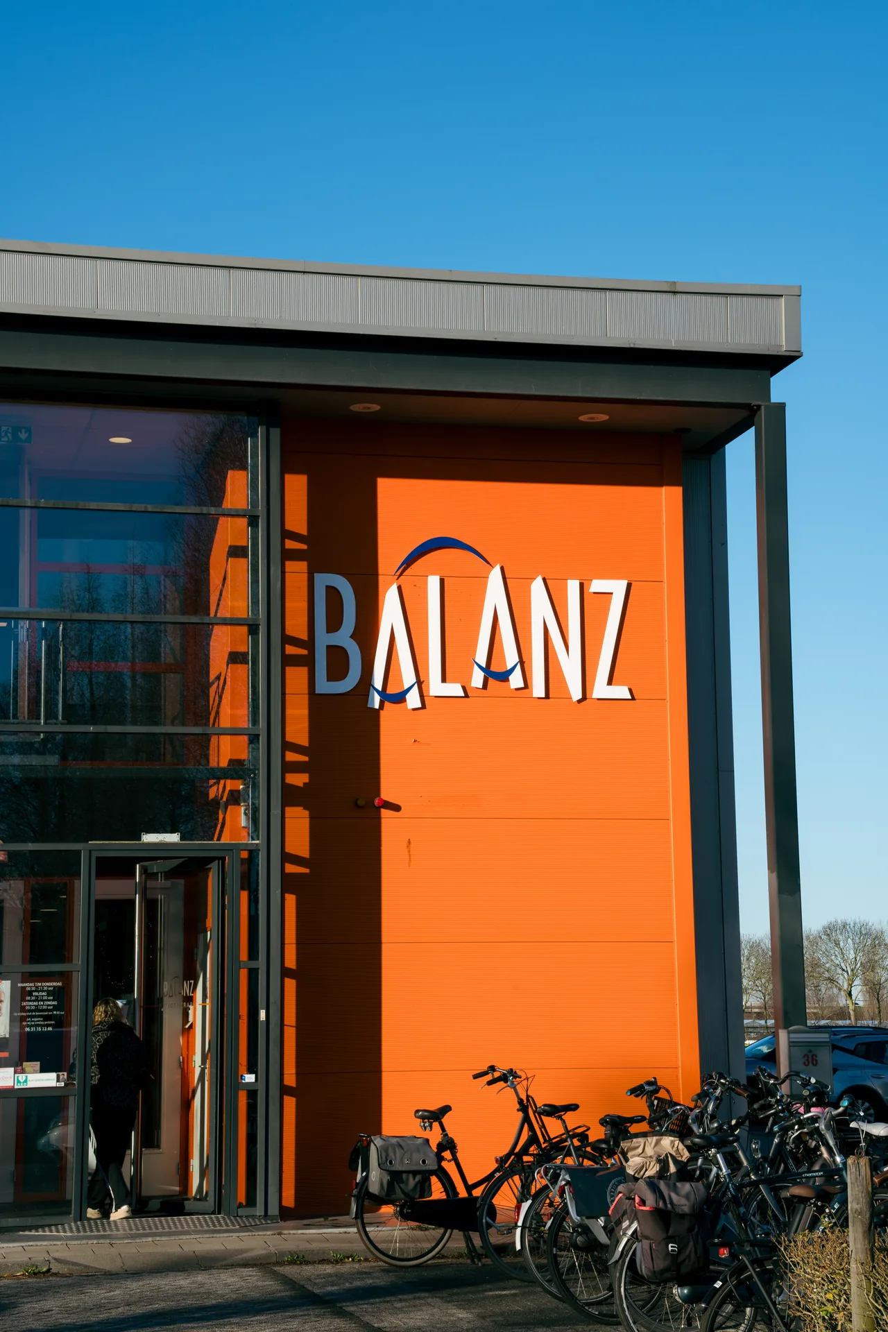 De herkenbare oranje gevel van Balanz